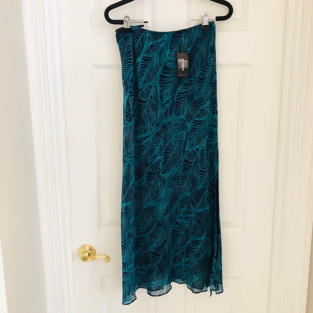 Express Silk Sheer Maxi Skirt & Blouse Dress Set - Picture 4 of 8